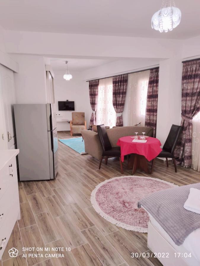 Malia Holiday Let Famagusta  Exterior photo